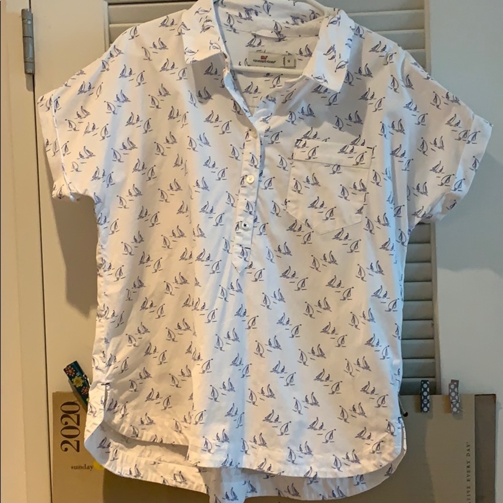 Vineyard vines sailboat printed popover
